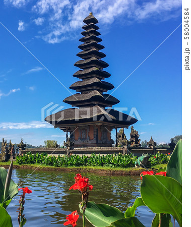 Pura Ulun Danu Bratan temple on a lake Beratan. 58004584