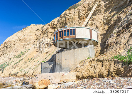 The Mushroom House on Black's Beach. The Mushroom House on Black's Beach. 58007017