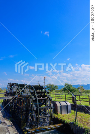 青空の堀川重連水車群【福岡県朝倉市】 青空の堀川重連水車群【福岡県朝倉市】 58007057