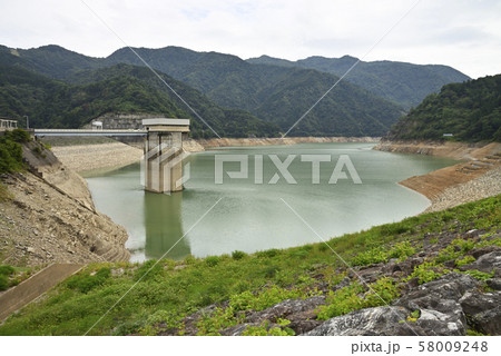 手取川ダム 展望台から見た風景(石川県白山市) 手取川ダム 展望台から見た風景(石川県白山市) 58009248