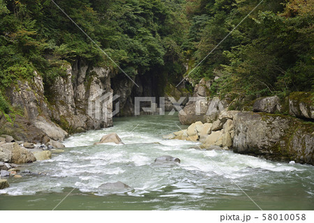 手取峡谷（石川県白山市） 58010058