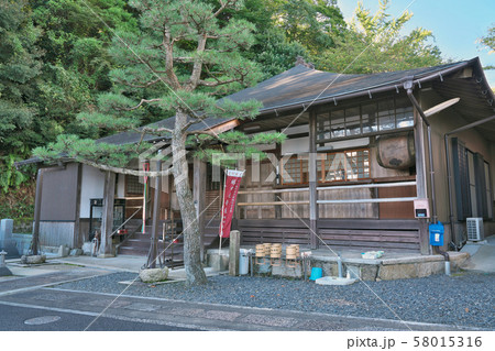 【柳谷観音 両国寺】 滋賀県大津市小関町 58015316