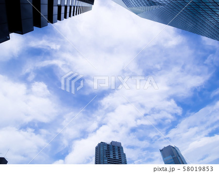秋の空(六本木一丁目、東京) 秋の空(六本木一丁目、東京) 58019853