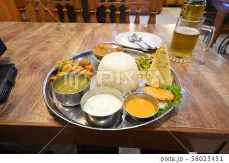 カレー カレー 58025431