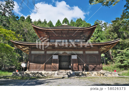 【長等山 園城寺 (三井寺) 一切経蔵】 滋賀県大津市園城寺町 58026373