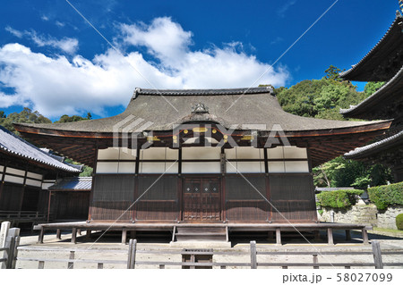 【長等山 園城寺 (三井寺) 唐院潅頂堂】 滋賀県大津市園城寺町 58027099