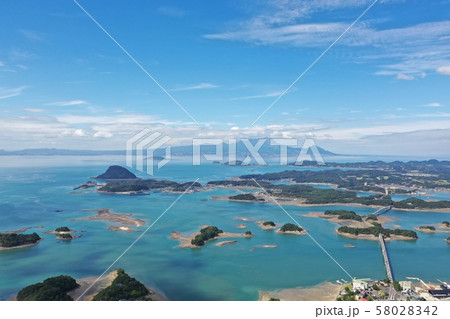 熊本の観光名所「天草」の景観を空撮 熊本の観光名所「天草」の景観を空撮 58028342