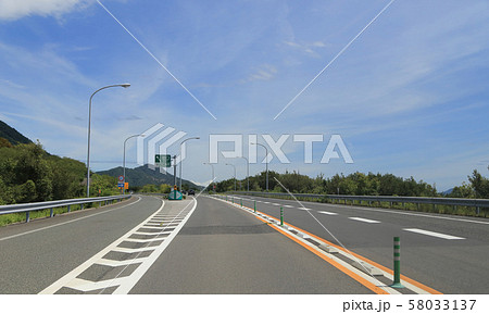 瀬戸内しまなみ海道上り線、生口島南インター出口 瀬戸内しまなみ海道上り線、生口島南インター出口 58033137