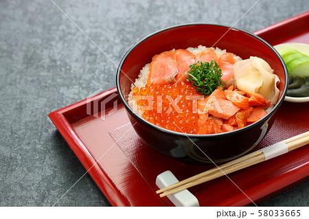 鮭いくら丼 58033665