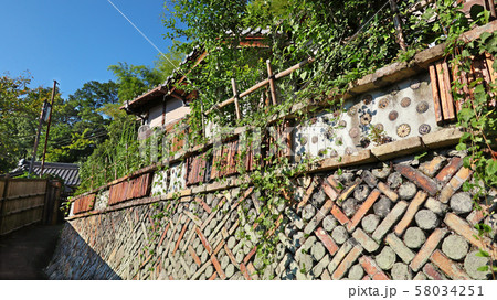 愛知県　瀬戸市　窯垣の小径 58034251