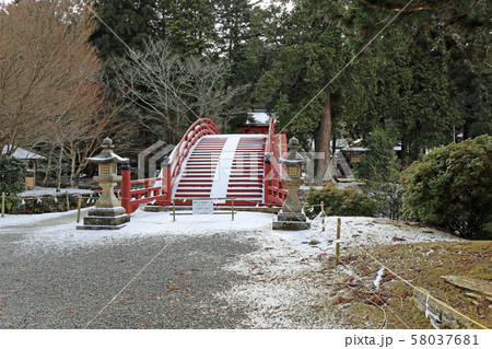 雪の丹生都比売神社 58037681