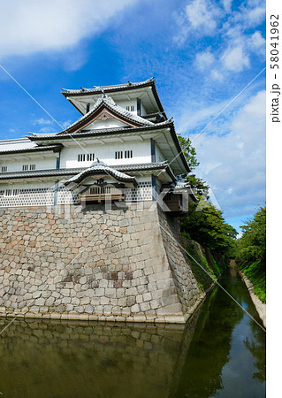 金沢城 菱櫓と五十間長屋 堀 金沢城 菱櫓と五十間長屋 堀 58041962