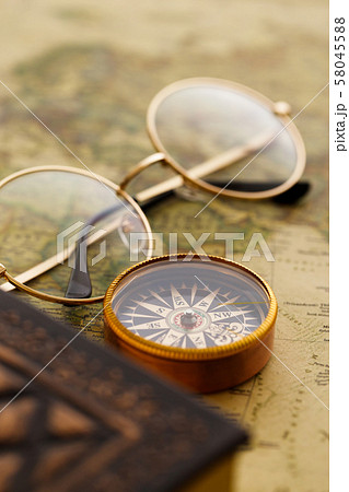 アンティーク　時計　懐中時計　地図　レトロ 58045588