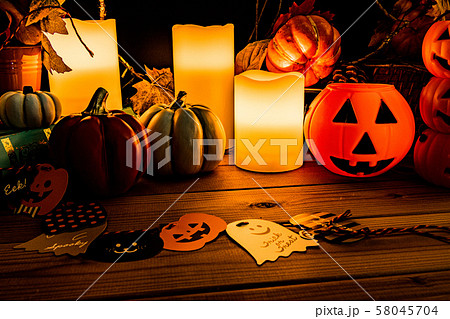 秋ハロウィンイメージ 58045704