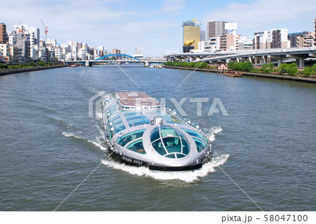 東京クルーズ　ホタルナ　隅田川　厩橋（うまやばし）にて　 58047100