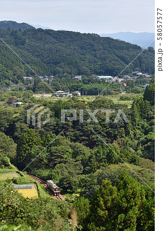 鉄道の旅 わたらせ渓谷鐡道 稲田の季節 鉄道の旅 わたらせ渓谷鐡道 稲田の季節 58057577