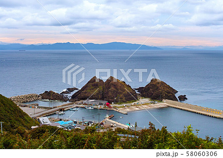 【青森県】帯島と北海道 58060306