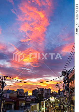 谷中　夕焼けだんだんから眺める夕景 58078134
