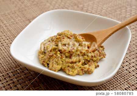 粒マスタード 58080785