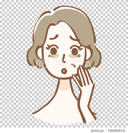 目のくまや肌のくすみに悩む中年女性 58080818