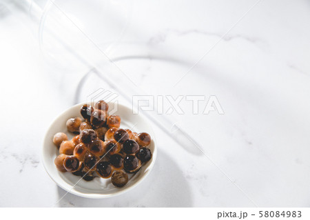 タピオカ、日本、コピースペース タピオカ、日本、コピースペース 58084983