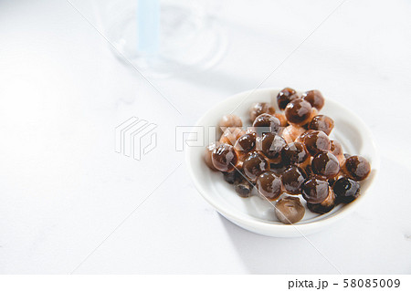 タピオカ、日本、コピースペース 58085009