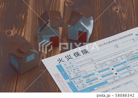 火災保険　住宅　災害　火事　イメージ 58086342
