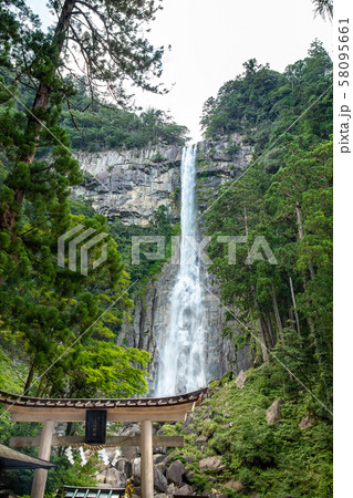 那智の御滝 熊野那智大社別宮飛瀧神社 58095661