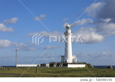 尻屋埼灯台と晴天のお空 尻屋埼灯台と晴天のお空 58096540