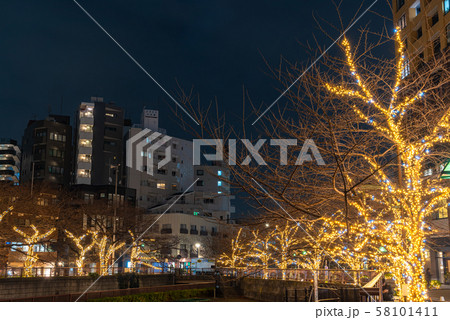 目黒川 イルミネーション 景色 風景 光 冬 東京 日本 目黒川 イルミネーション 景色 風景 光 冬 東京 日本 58101411