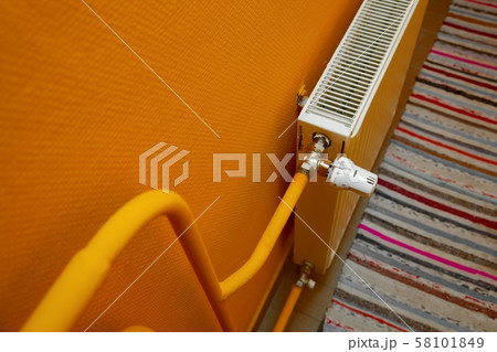 Radiator Radiator 58101849