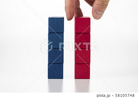 青と赤のブロック 青と赤のブロック 58105748