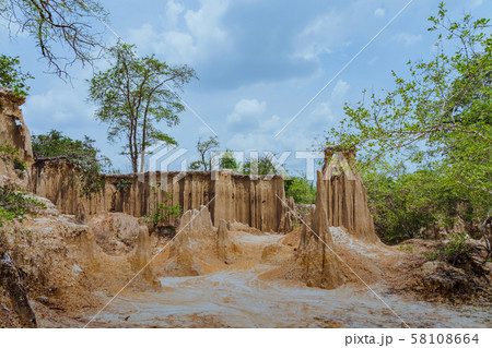 Beautiful Scenery of Water flows through the ground have erosion and collapse of the soil  into a  natural layer at Pong Yub,  Ratchaburi,Thailand 58108664