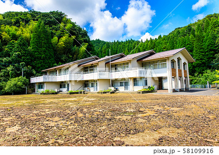 唐津市立厳木小学校 広川分校閉校　歴史的記録　【佐賀県唐津市 】 58109916
