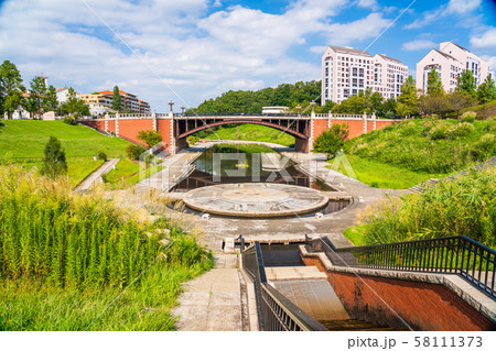 八王子市 長池公園 長池見附橋 移築された旧四谷見附橋 八王子市 長池公園 長池見附橋 移築された旧四谷見附橋 58111373