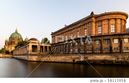 Scenic view of Spree river and Berlin Cathedral in Berlin 58117058