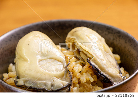 牡蠣飯(かきめし)。 牡蠣飯(かきめし)。 58118858