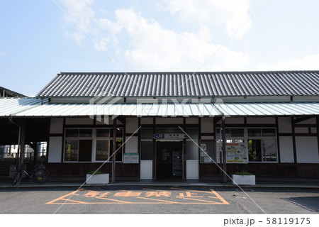 万葉まほろば線　畝傍駅 58119175