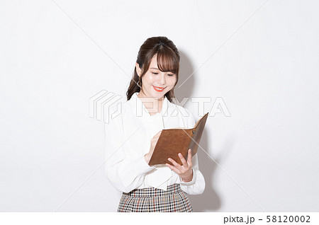 女性　ポートレート 58120002