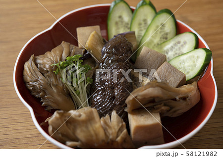 茄子と舞茸と高野豆腐の煮物 茄子と舞茸と高野豆腐の煮物 58121982