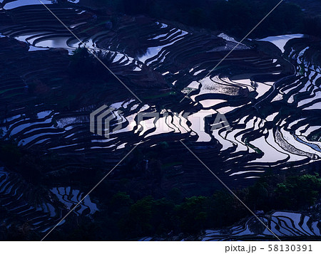 中国雲南省元陽・ 紅河ハニ棚田 / Hani Rice Terraces, Yuanyang 中国雲南省元陽・ 紅河ハニ棚田 / Hani Rice Terraces, Yuanyang 58130391