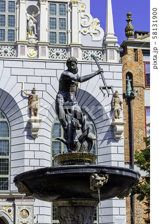 Neptune's Fountain in front of the entrance to the Artus Court - Long Market, Gdansk, Poland 58131900
