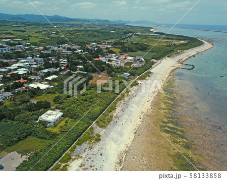白保海岸の集落空撮 58133858