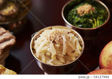 韓国　旧正月の料理 58137980