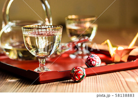 日本酒 金箔入り 58138883