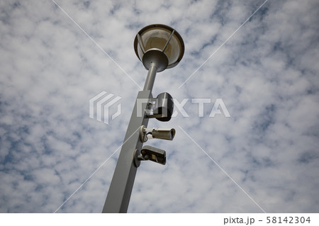 野外 監視カメラ 58142304