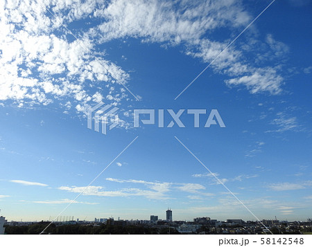 真っ青な空！。。おおらかですね～！。。（笑い）。。たまには脳ミソの休息を！！（笑）。。 58142548