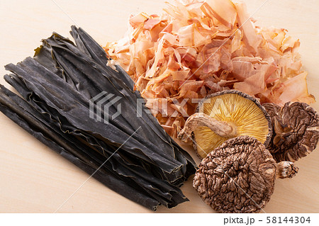 出汁食材 58144304