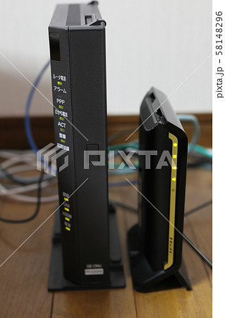 モデムイメージ　ルーターイメージ　ONUイメージ 58148296