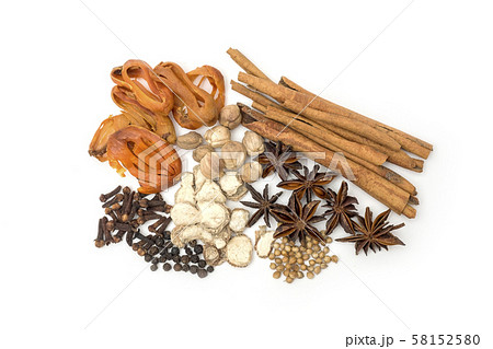 Best cardamom, Clove, Piper nigrum, Black Pepper, 58152580